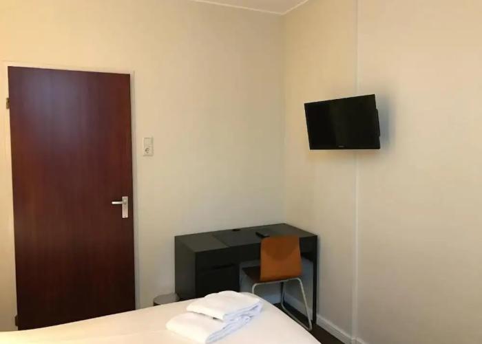 Hotel Carillon