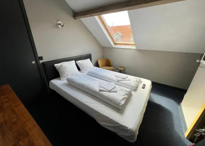 Hotel Oostereiland - Gevangenis Hotel