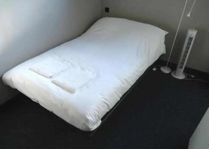 Hotel Oostereiland - Gevangenis Hotel