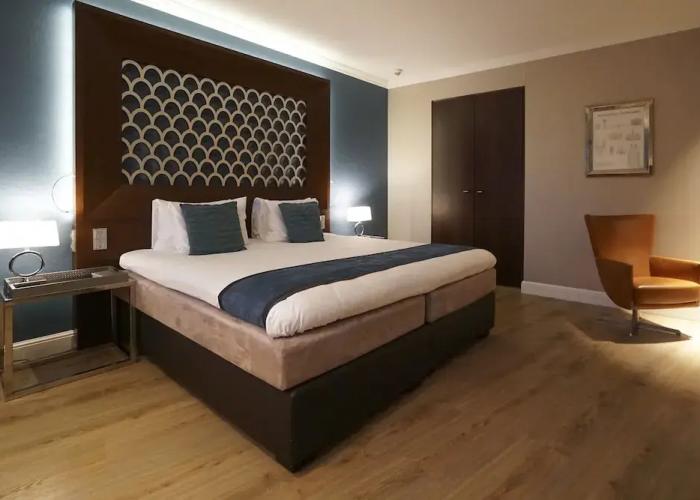 Hotel Dux