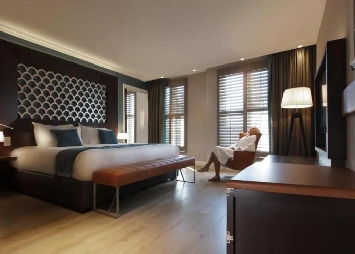 Hotel Dux