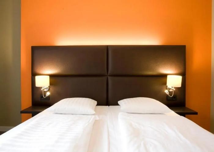 Hotel Roermond Next Door