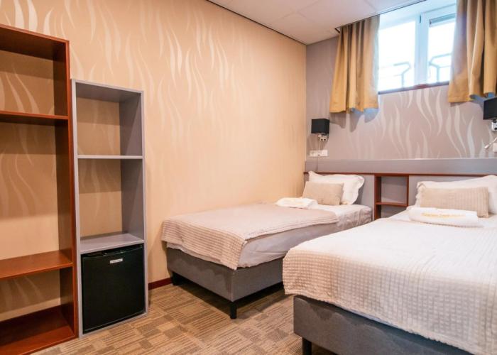 Golden Zaan Hotel