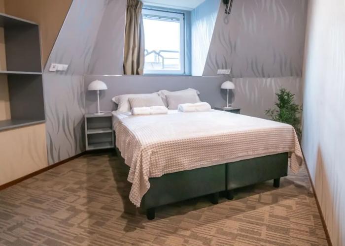 Golden Zaan Hotel