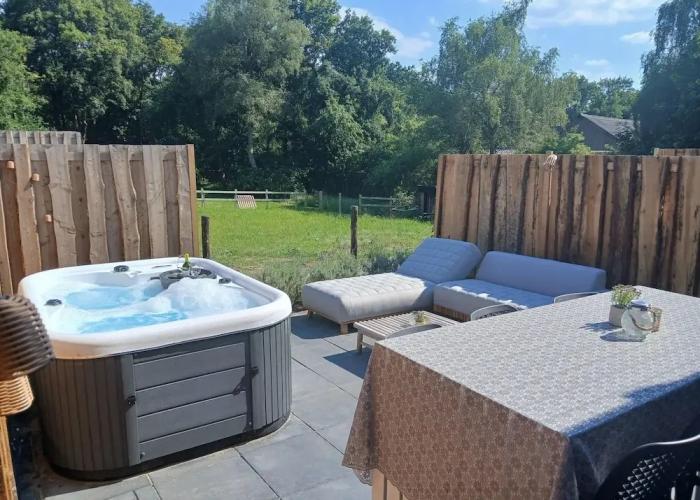 Cozy Villa w/ Sauna and BBQ
