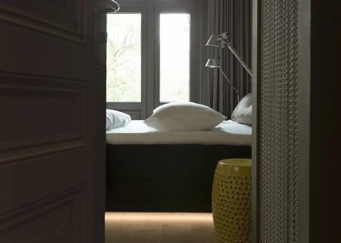 hotel Blue inspired by MANNA