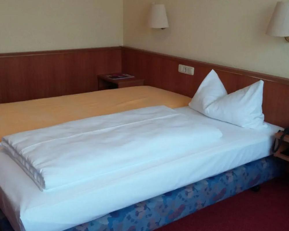 фото Hotel Berliner Ring