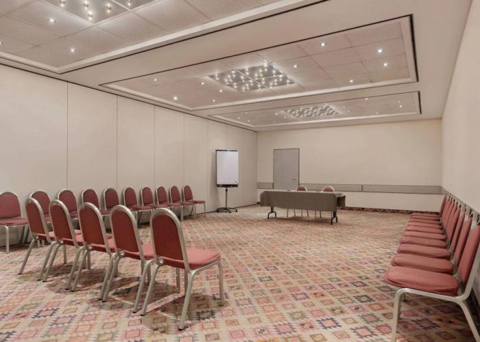 Ramada By Wyndham Bottrop