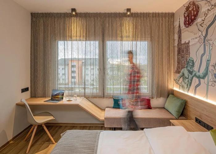 ADORO Aparthotel