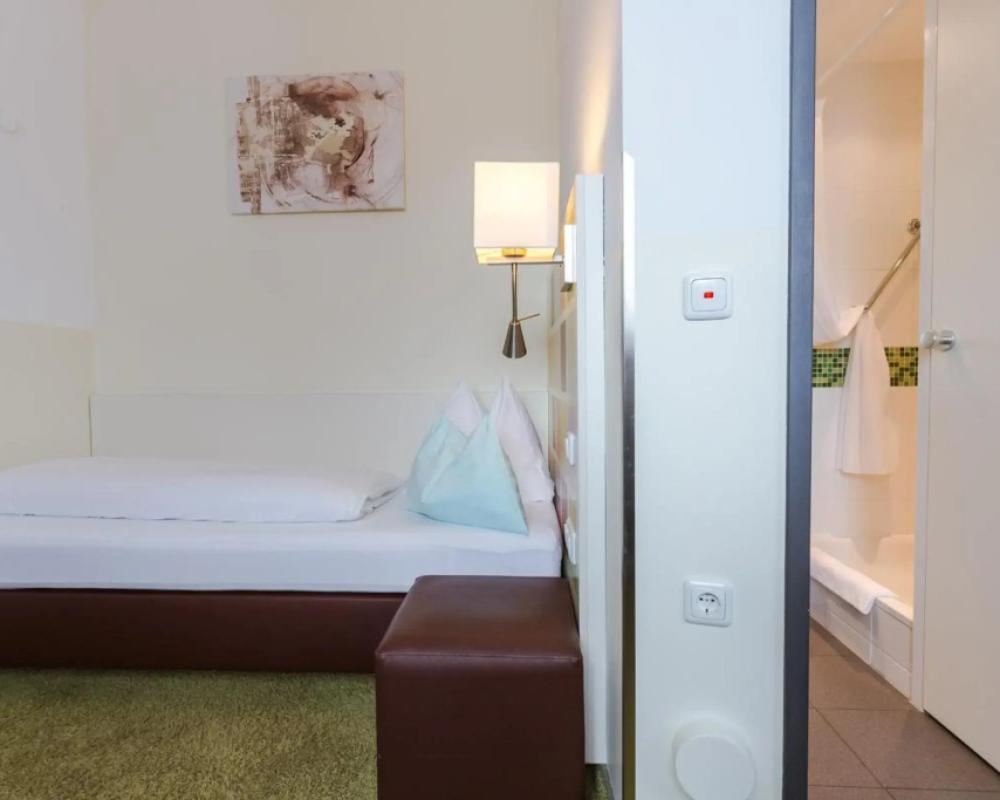 фото Hotel Arooma