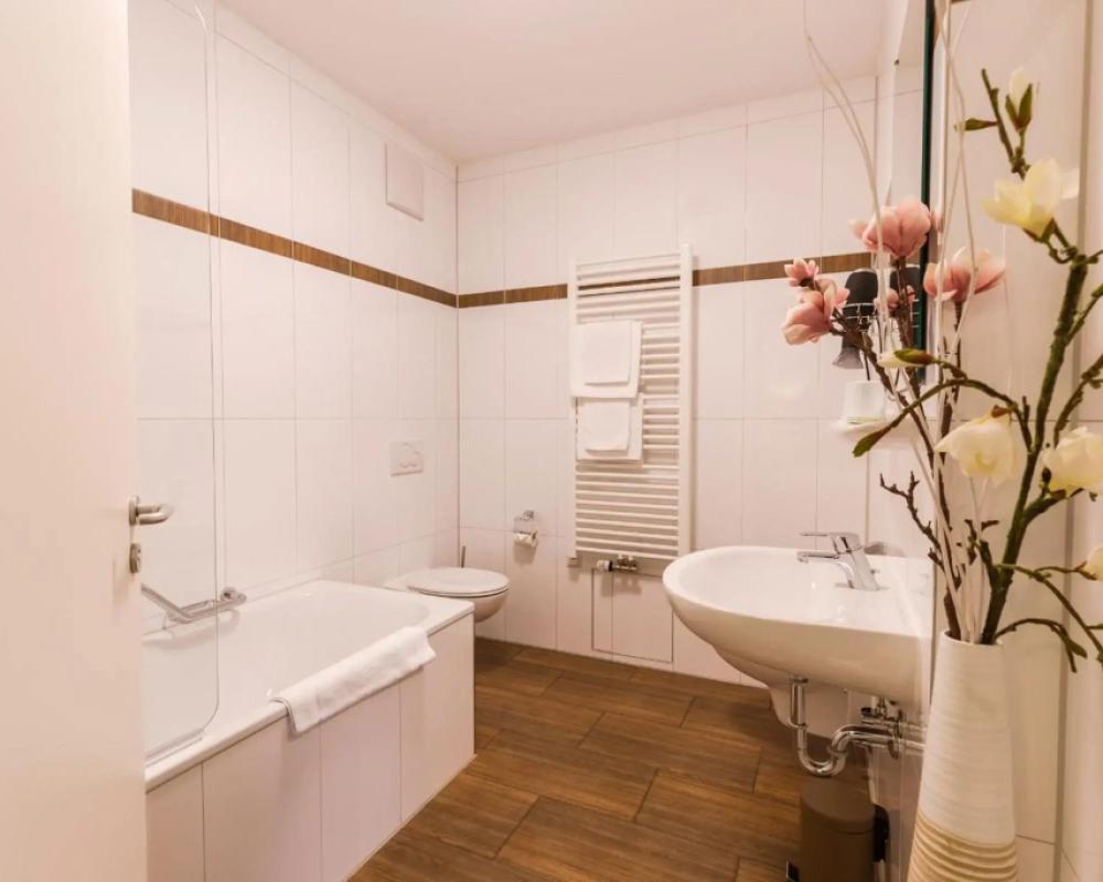 фото Hotel Arooma