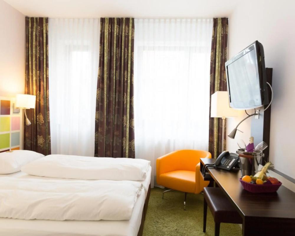 фото Hotel Arooma