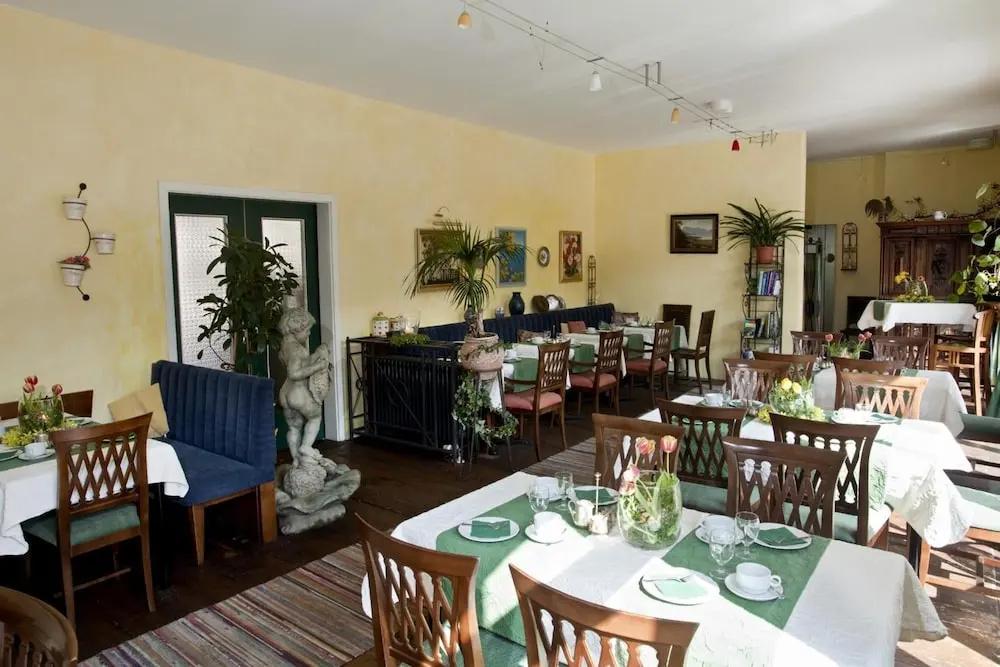 фото Hotel Henry