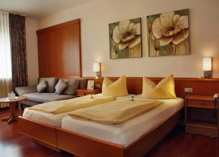Art Hotel Monopol