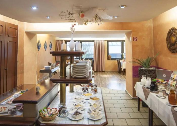 Stargaze Home Hotel