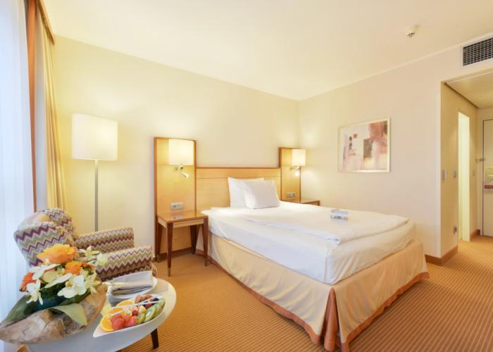 The Q - Quadro City Hotel