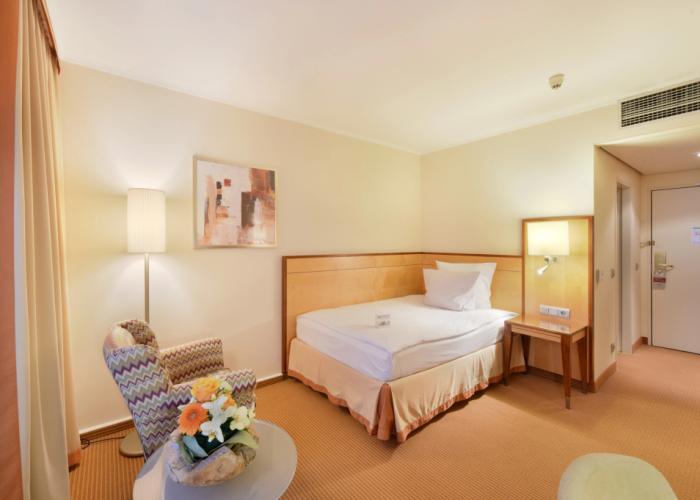 The Q - Quadro City Hotel