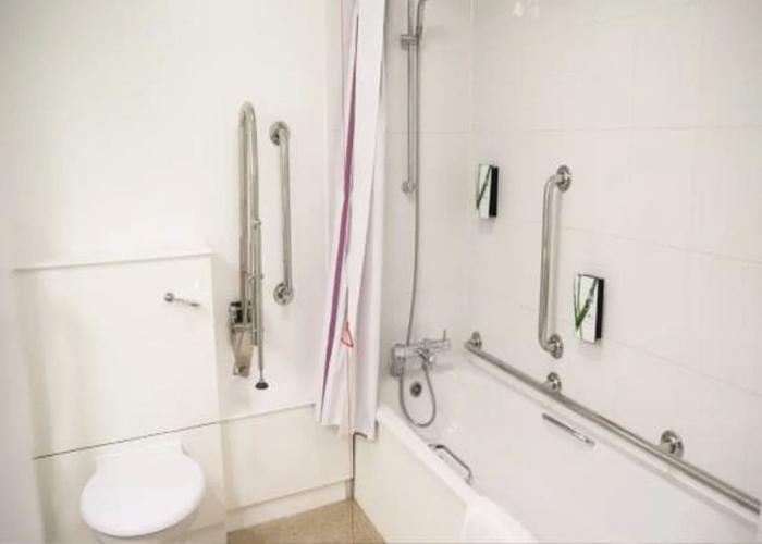 Premier Inn Tonbridge North