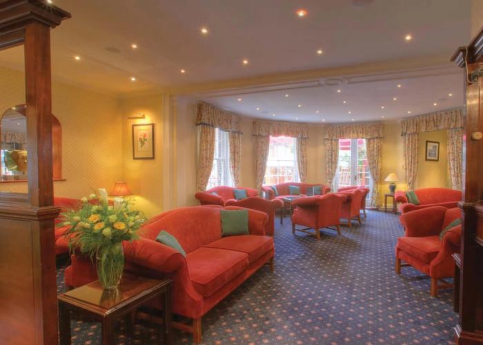 The Rose and Crown Hotel – Tonbridge