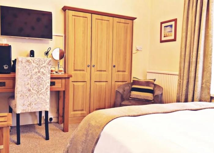 Marmalade Bed  Breakfast
