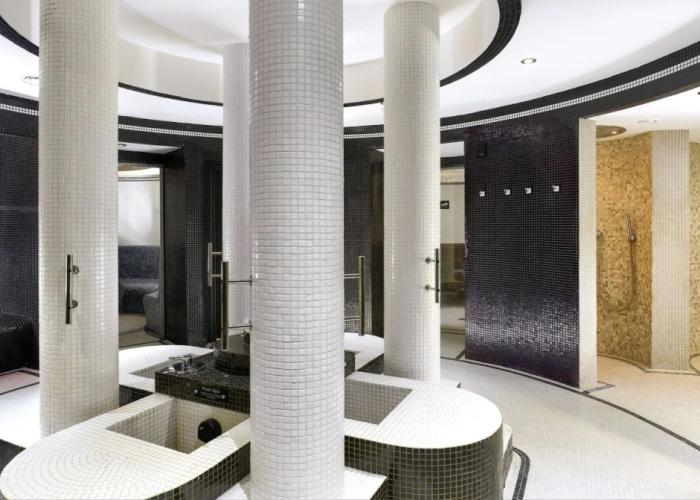 Fairlawns Hotel and Spa