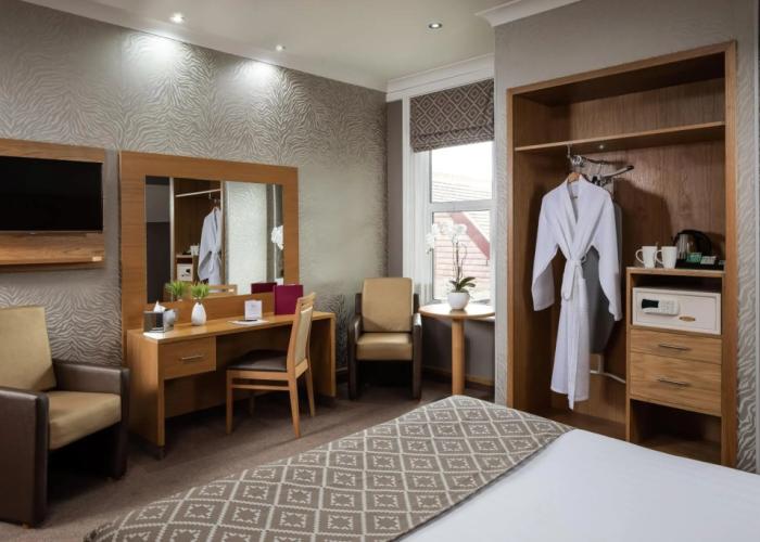 Fairlawns Hotel and Spa