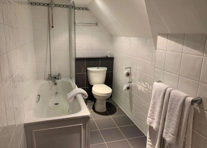 Barons Court Hotel