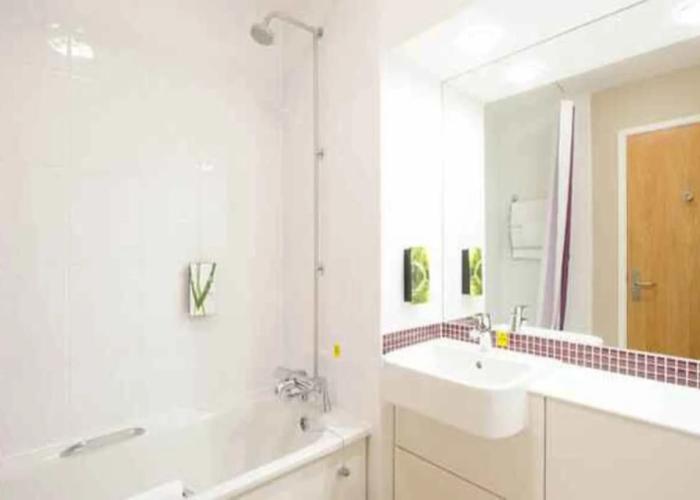 Premier Inn Walsall Town Centre