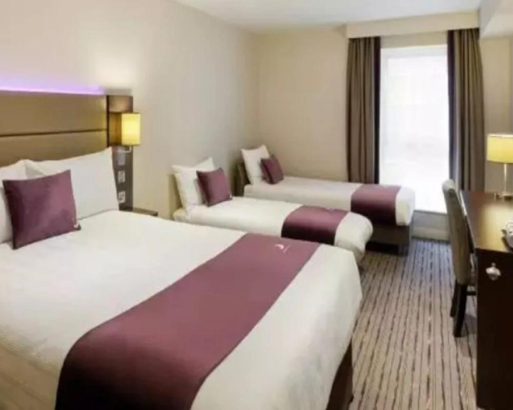 фото Premier Inn Ware