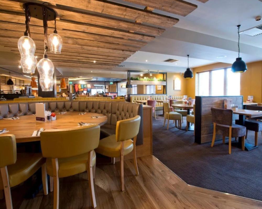 фото Premier Inn Ware