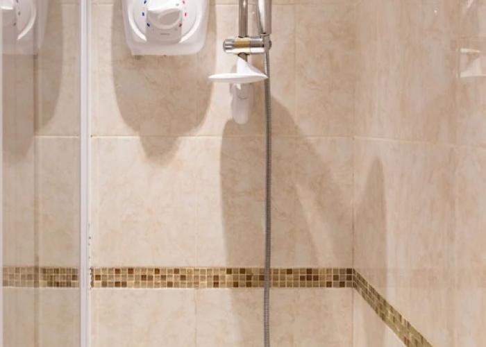 Velvet 2-bedroom Apartment Clock House - Hoddesdon