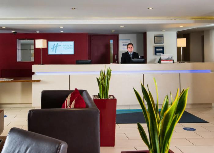 Holiday Inn Express Warwick - Stratford-upon-Avon by IHG