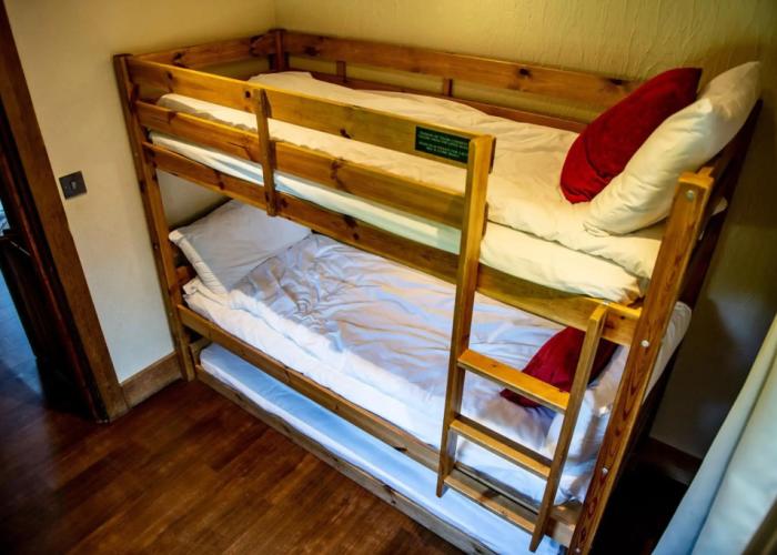 Warwick Castle Hotel and Knight's Village