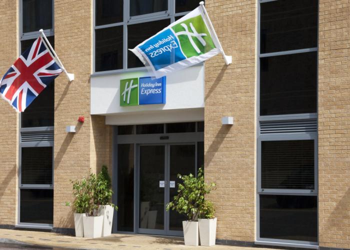 Holiday Inn Express London-Watford Junction by IHG
