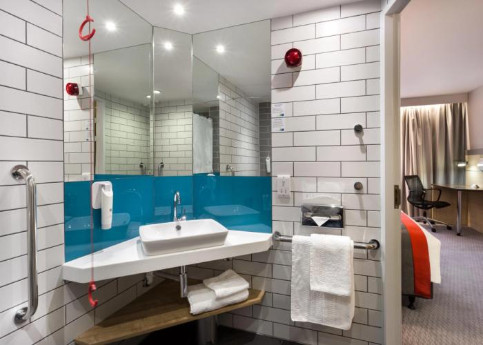 Holiday Inn Express London-Watford Junction by IHG