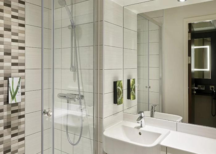 Premier Inn Watford Central