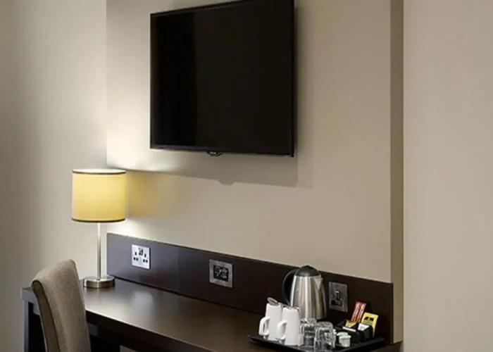 Premier Inn Watford Central