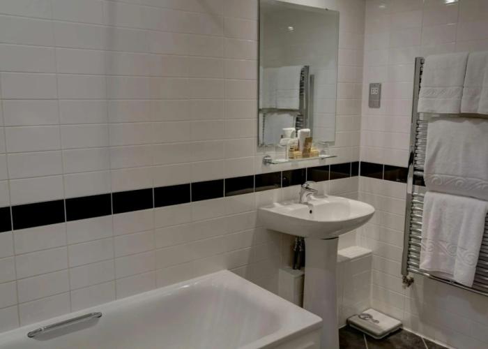 Best Western Ship Hotel