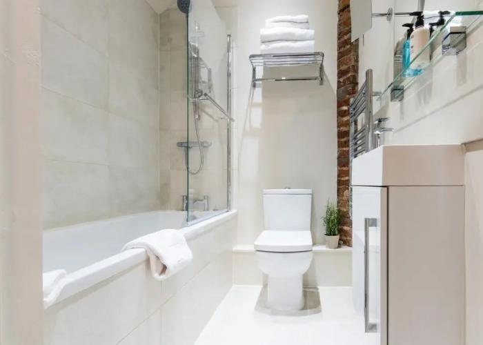 April House Weybridge - Boutique Guesthouse