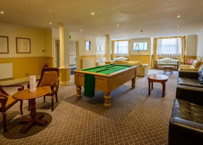 Russell Hotel