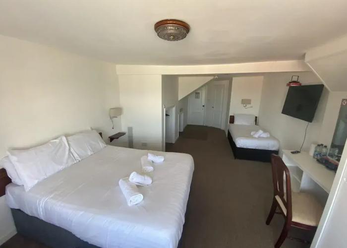 Fairhaven Hotel
