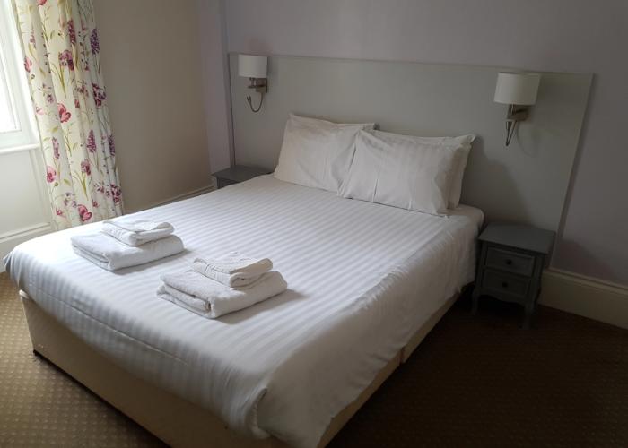 Alexandra Hotel