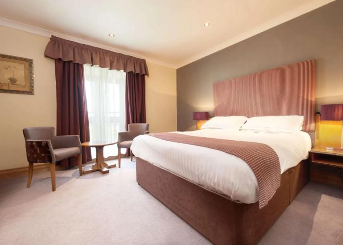The Hillcrest Hotel