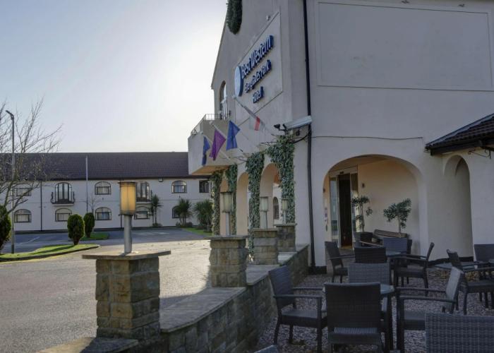 The Everglades Park Hotel