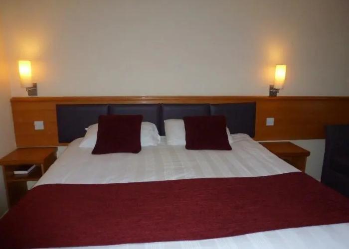 Premier Inn Wigan - M6 J25