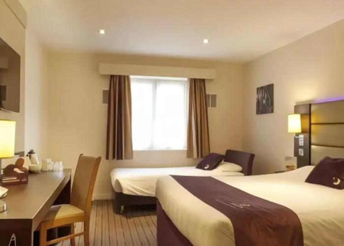 Premier Inn Manchester Wilmslow