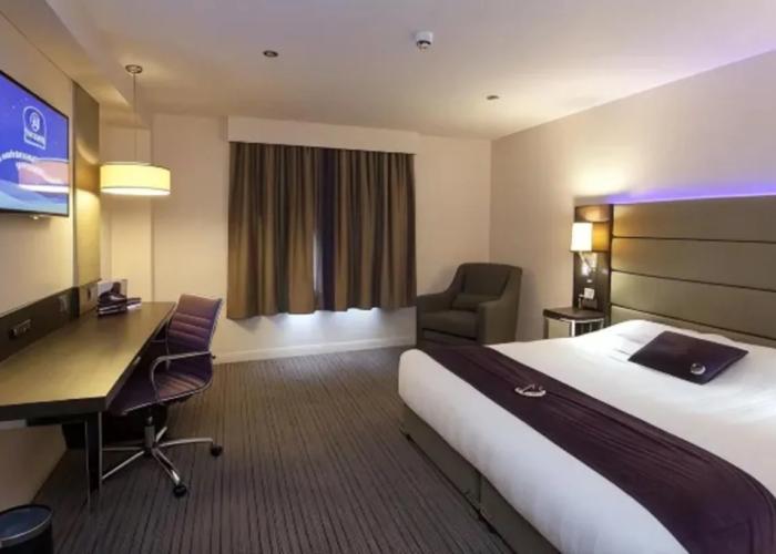 Premier Inn Manchester Wilmslow