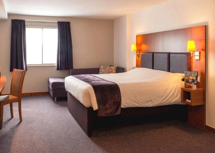 Premier Inn Manchester - Handforth
