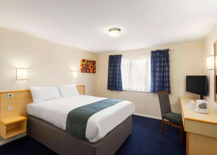 Days Inn by Wyndham Sutton Scotney South