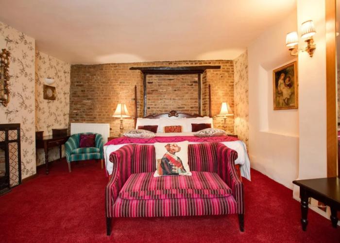 The Rose and Crown Hotel